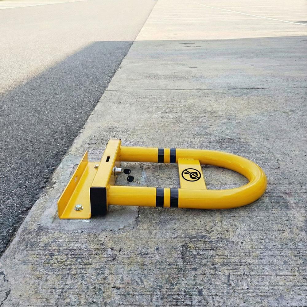 Kilitli Otopark Direği 50 cm | Yatar U Tip Park Bariyeri
