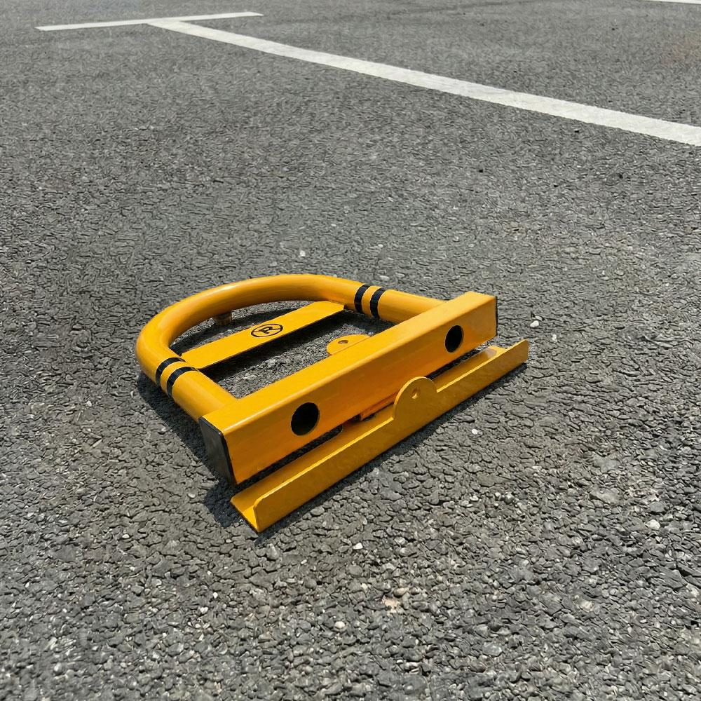 Sarı Kilitli Otopark Direği 50 cm Yatar U Tip Park Bariyeri