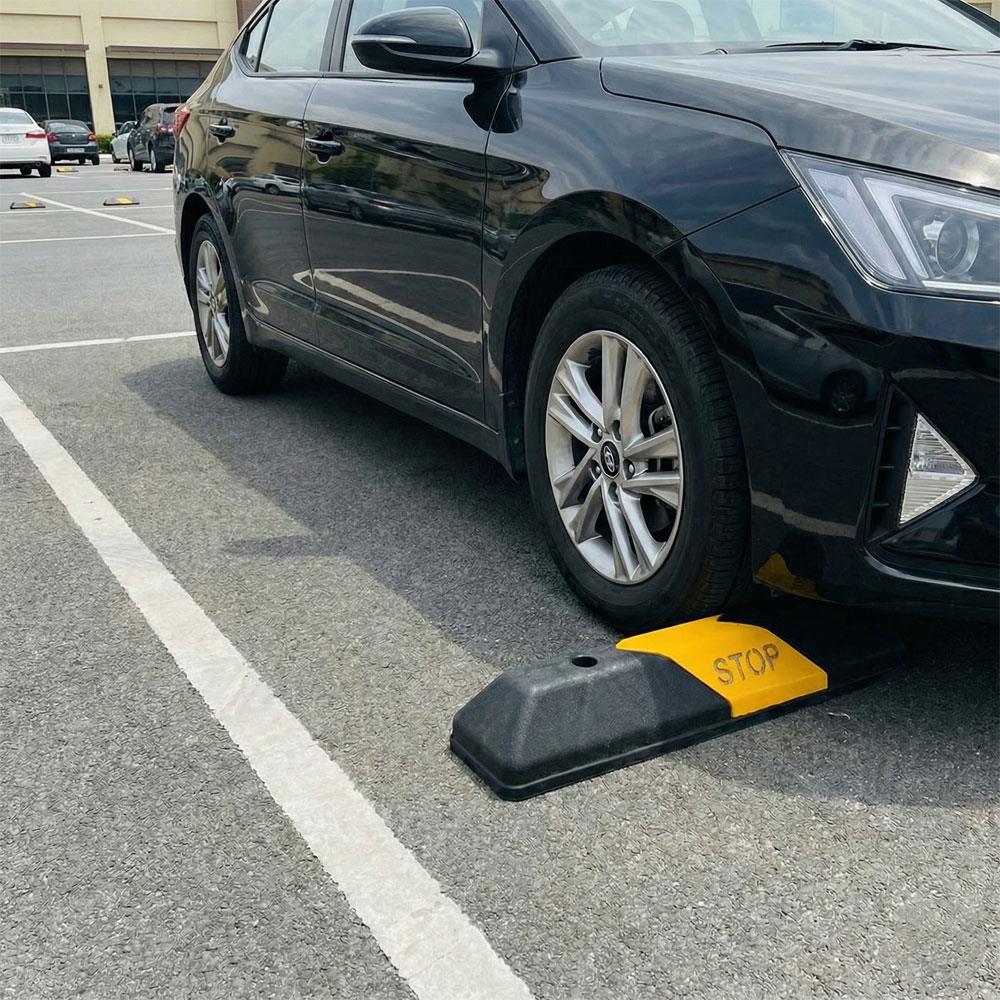 60 cm Plastik Araç Stoperi | Siyah-Sarı Otopark Ayırıcı